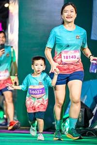 BIB: 16037, 18143
                            <button type="button" onclick="openModal(24689487)" class="btn btn-primary btn-sm float-right btn-popup" data-toggle="modal" data-target=".modal-high-quality">
                        <i class="fas fa-shopping-cart"></i> Add to Cart
                    </button>
                                            <button type="button" onclick="isThisMe(24689487, true)" class="btn btn-success btn-sm float-right btn-popup btn-isme hidden" data-toggle="tooltip" data-placement="bottom" title="นี่คือรูปของคุณใช่ไหม คลิกที่นี่เพื่อเอาเข้าอัลบั้ม">
                        <i class="fas fa-plus"></i> Add to album
                    </button>
                    <button type="button" onclick="isThisMe(24689487, false)" class="btn btn-warning btn-sm float-right btn-popup btn-isnotme hidden">
                        <i class="fas fa-ban"></i> Remove from album
                    </button>